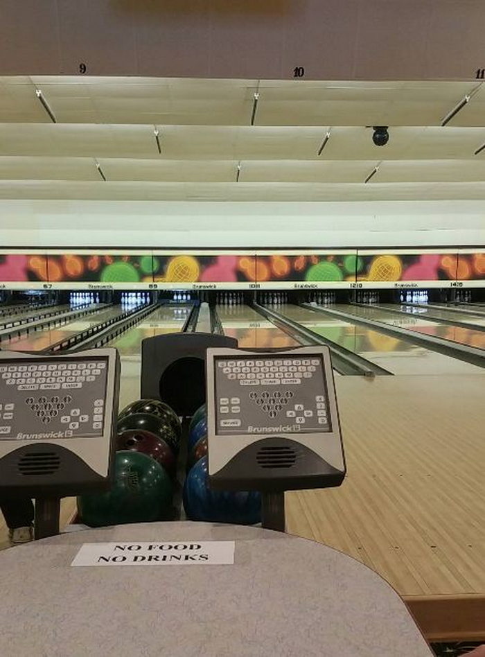 Dondee Lanes - From Web Listing (newer photo)